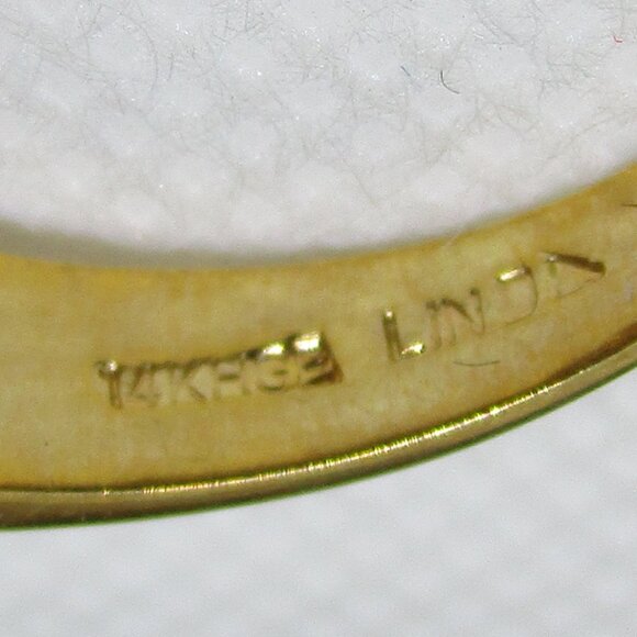 gold electroplated cathedral ring - Picture 7 of 8